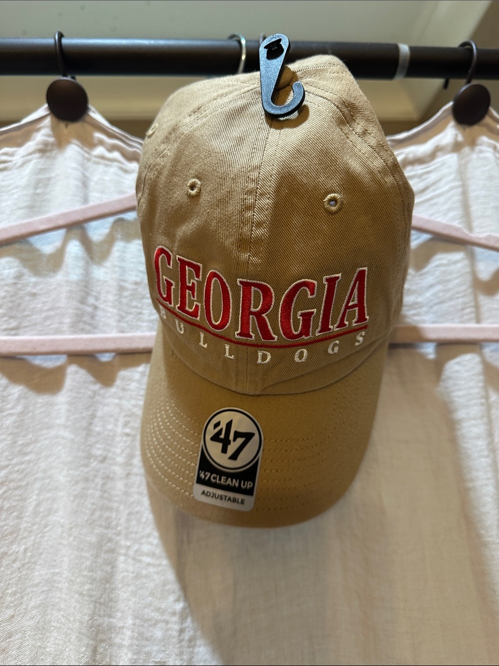 47 Brand Georgia Bulldogs Tan Cap with Red Logo